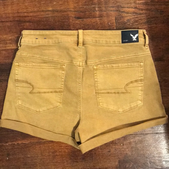 American Eagle Hi-Rise Shortie - Picture 2 of 3